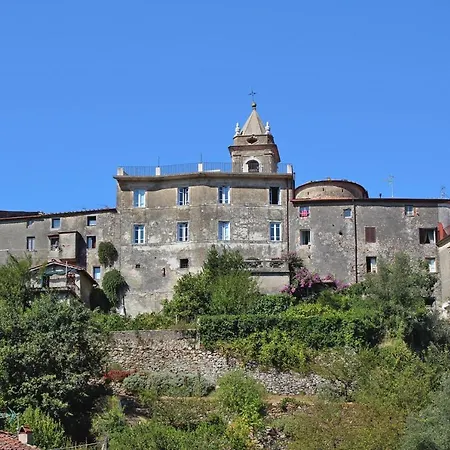 With Above-ground Pool And Sea View In Monteggiori *